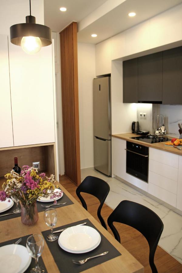 New Cozy Chic Apt-Ryfete Luxury Living 卡拉塔斯 外观 照片