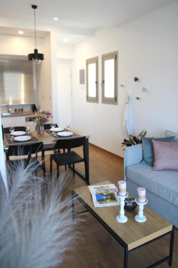 New Cozy Chic Apt-Ryfete Luxury Living 卡拉塔斯 外观 照片