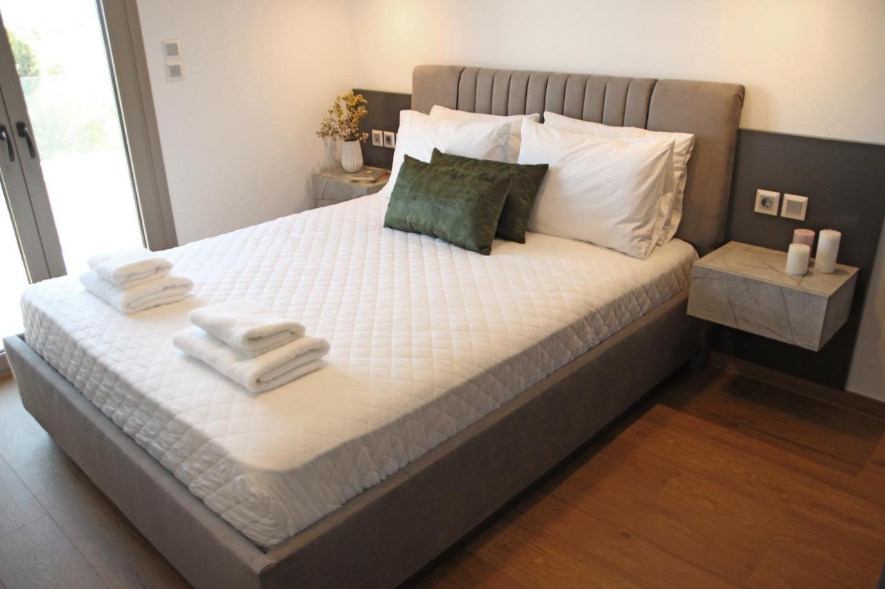New Cozy Chic Apt-Ryfete Luxury Living 卡拉塔斯 外观 照片