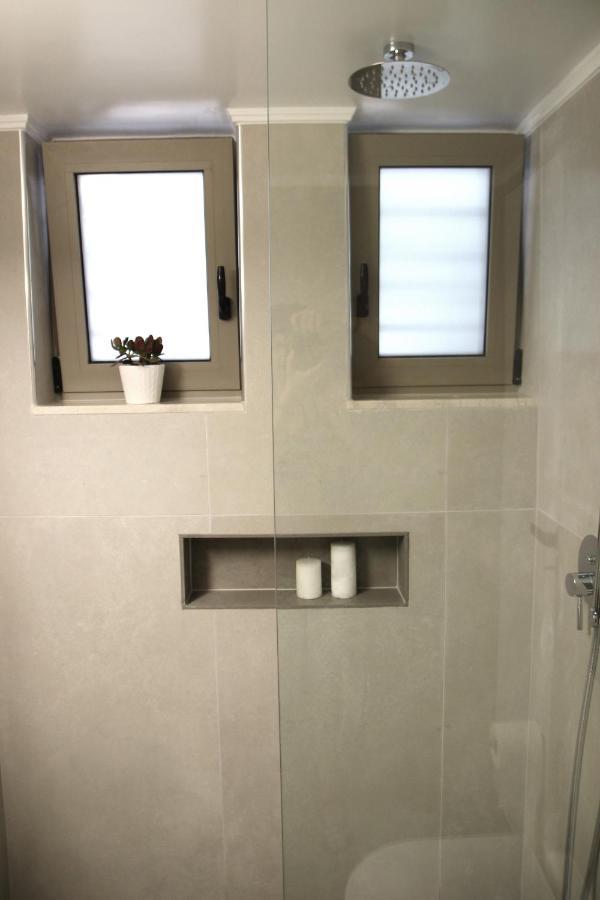 New Cozy Chic Apt-Ryfete Luxury Living 卡拉塔斯 外观 照片